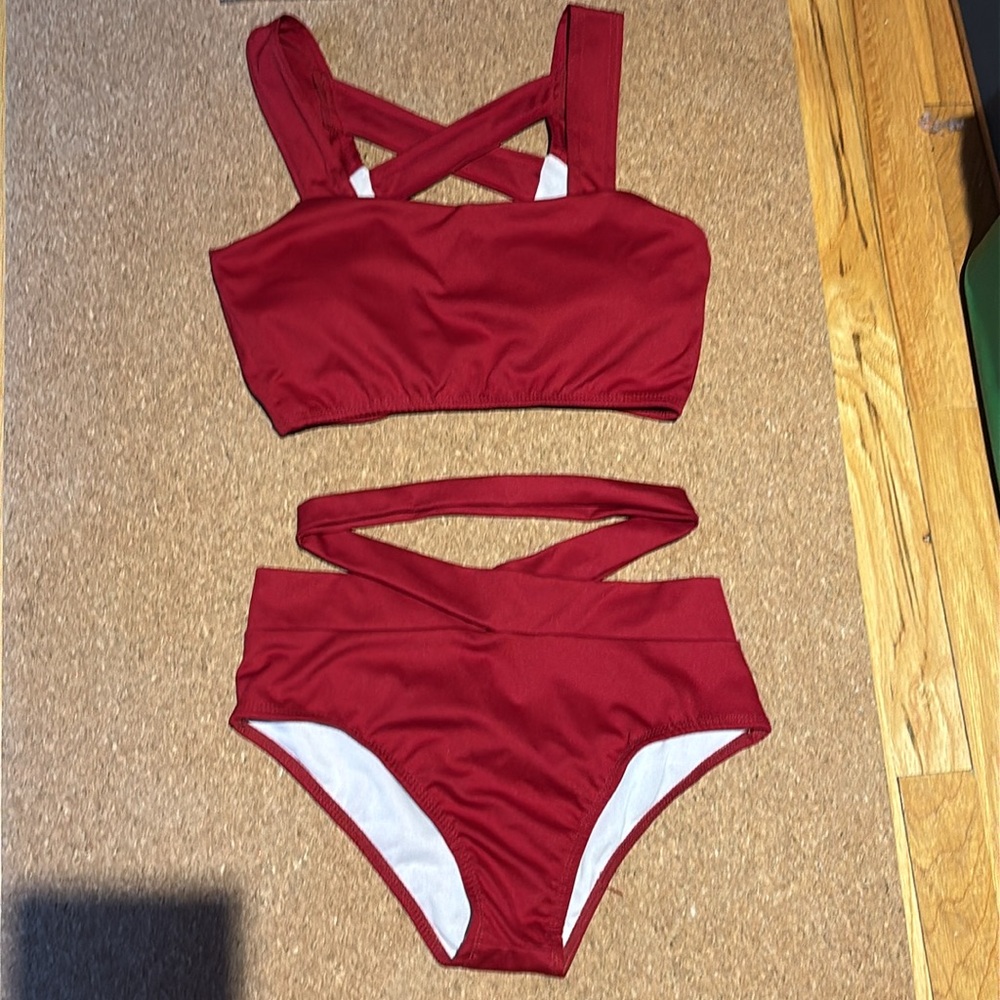 Two Piece Bathing Suit 👙 - Picture 2 of 5